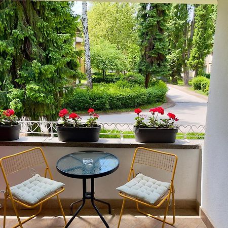 Anet Apartman Visoko Ngoại thất bức ảnh