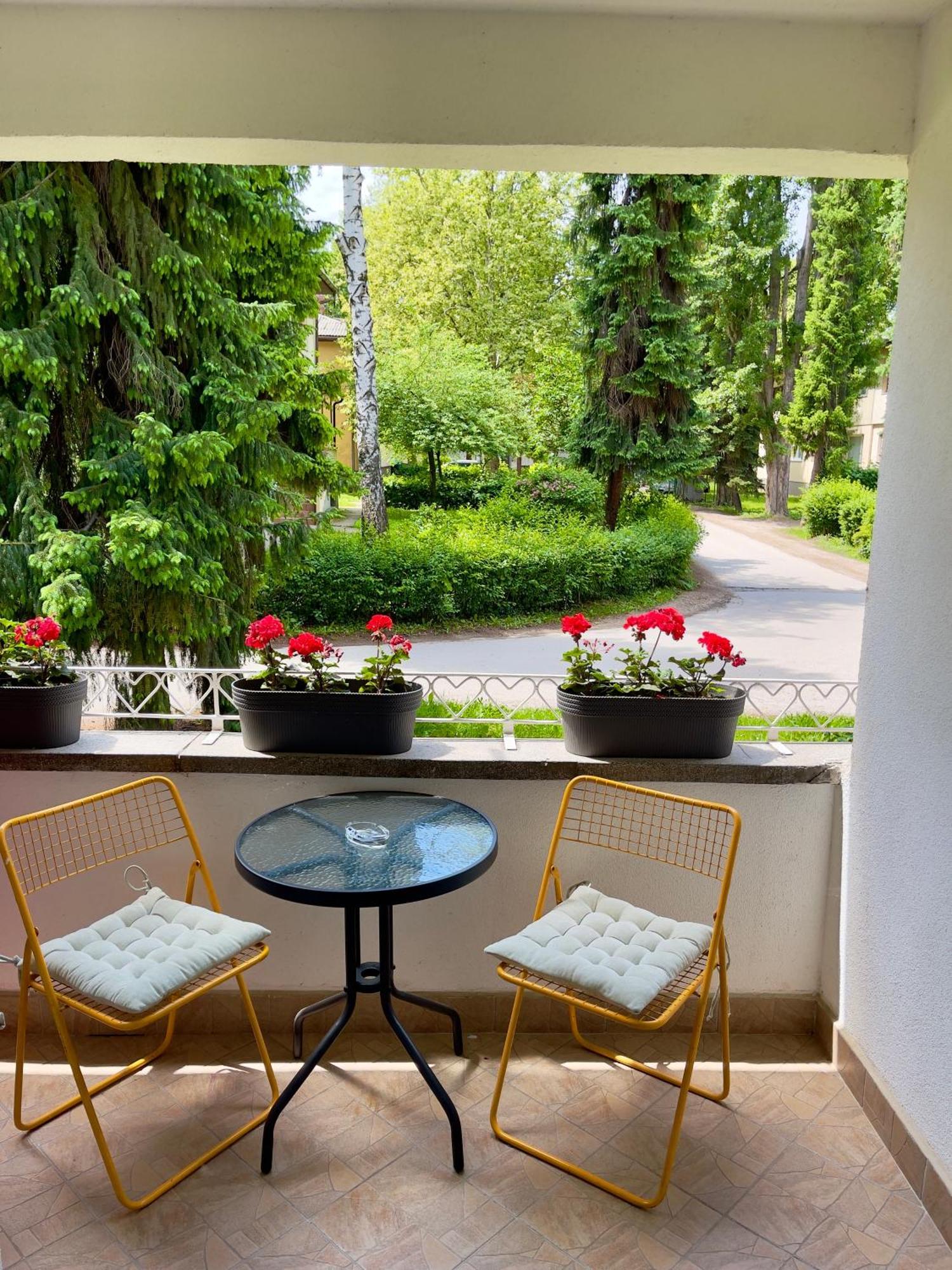 Anet Apartman Visoko Ngoại thất bức ảnh